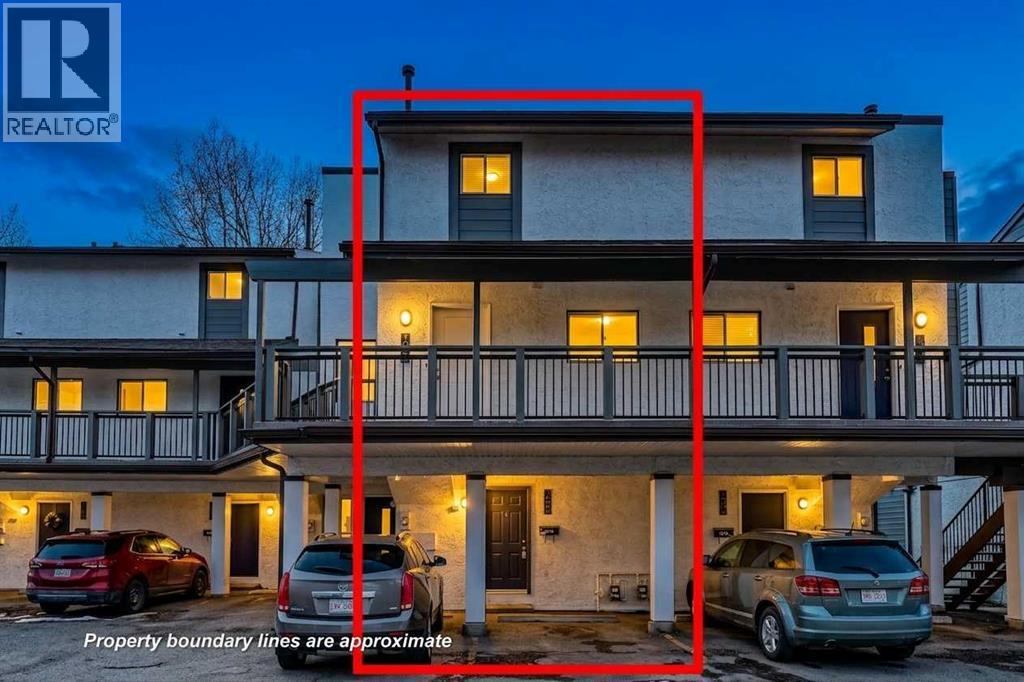 Row / Townhouse for Sale in 1008, 2520 Palliser Drive SW|Calgary, Alberta T2V4S9 3