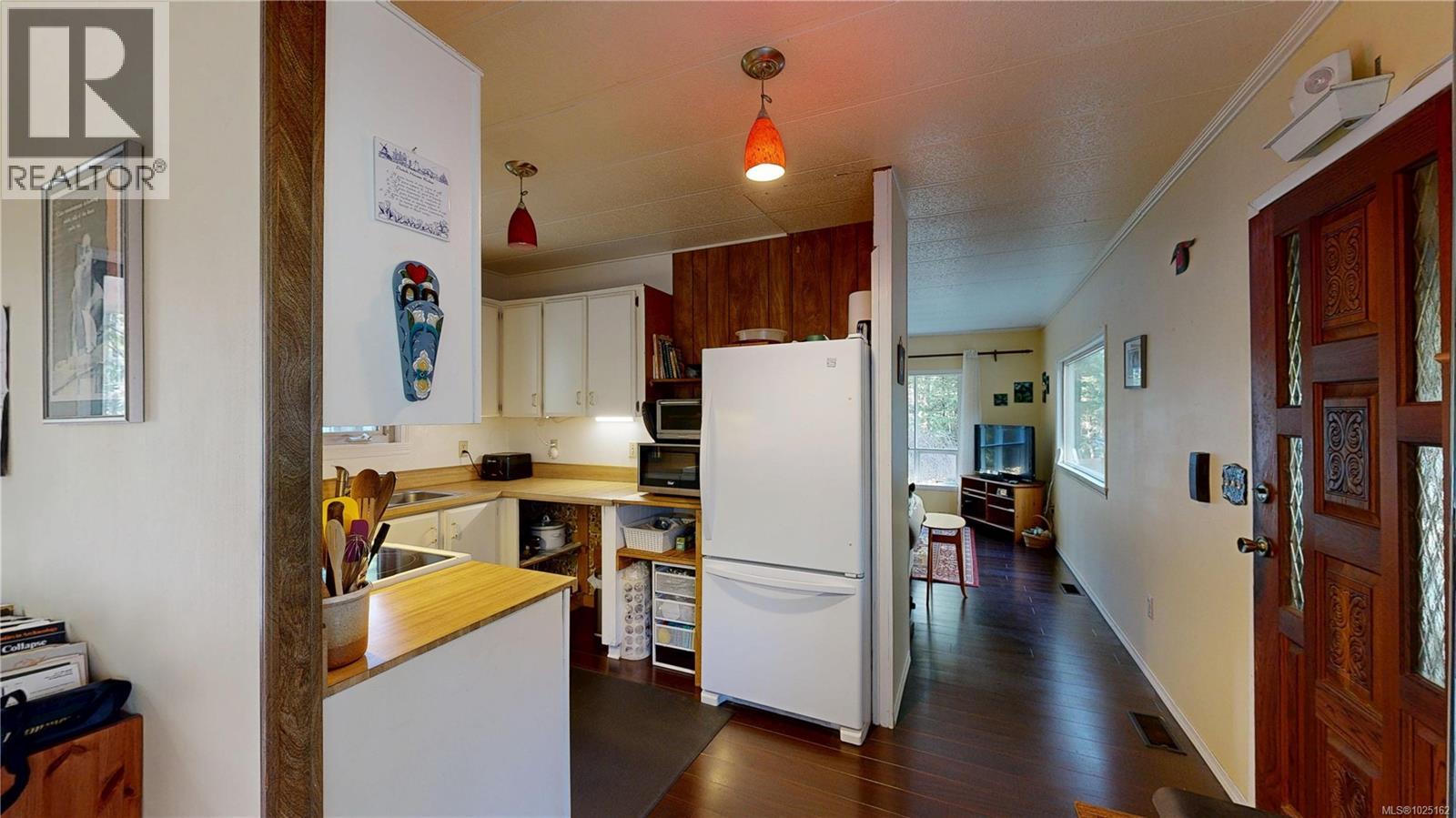 For sale: 365 King Rd, Gabriola Island, British Columbia V0R1X1 ...