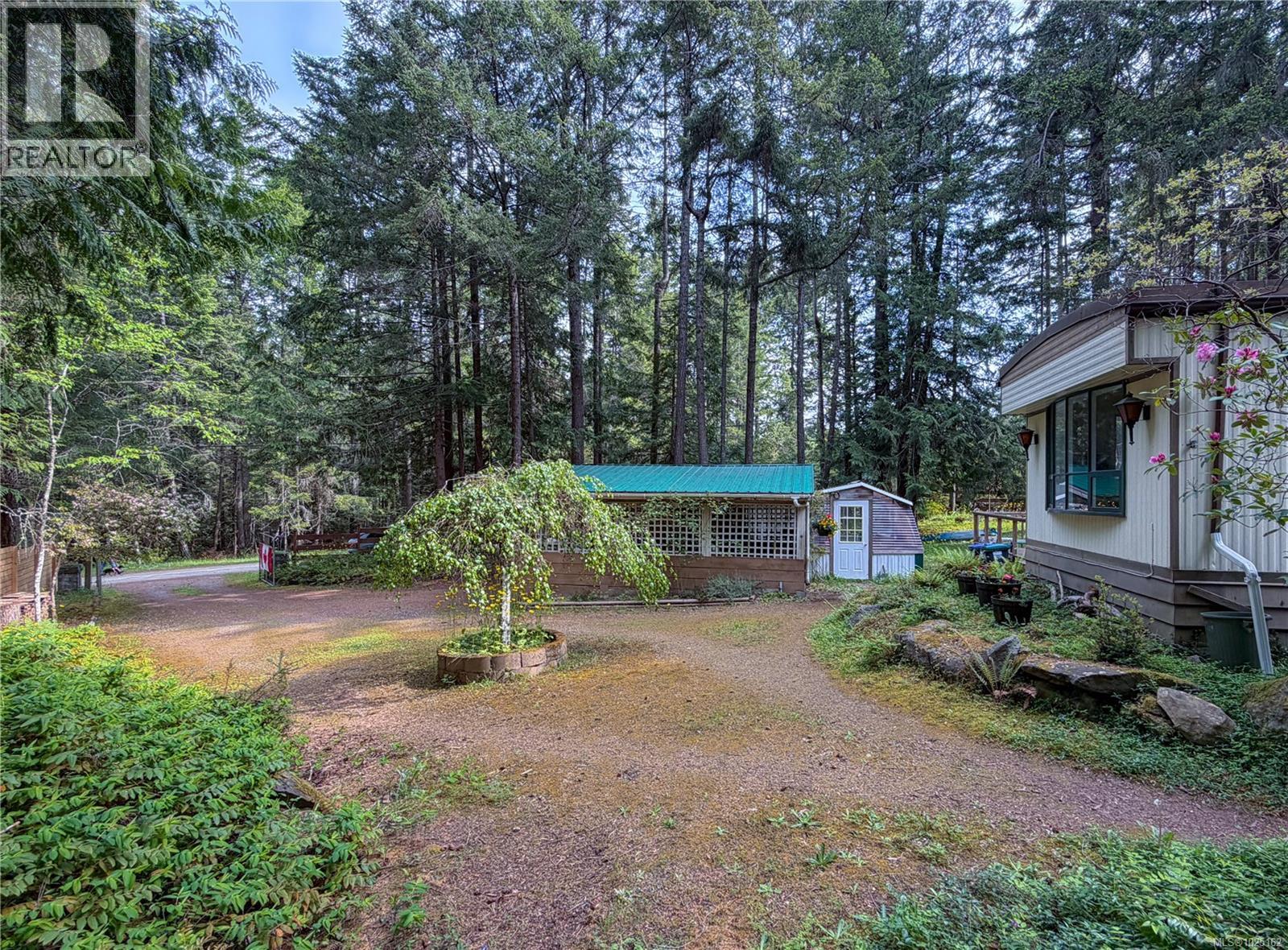 For sale: 365 King Rd, Gabriola Island, British Columbia V0R1X1 ...