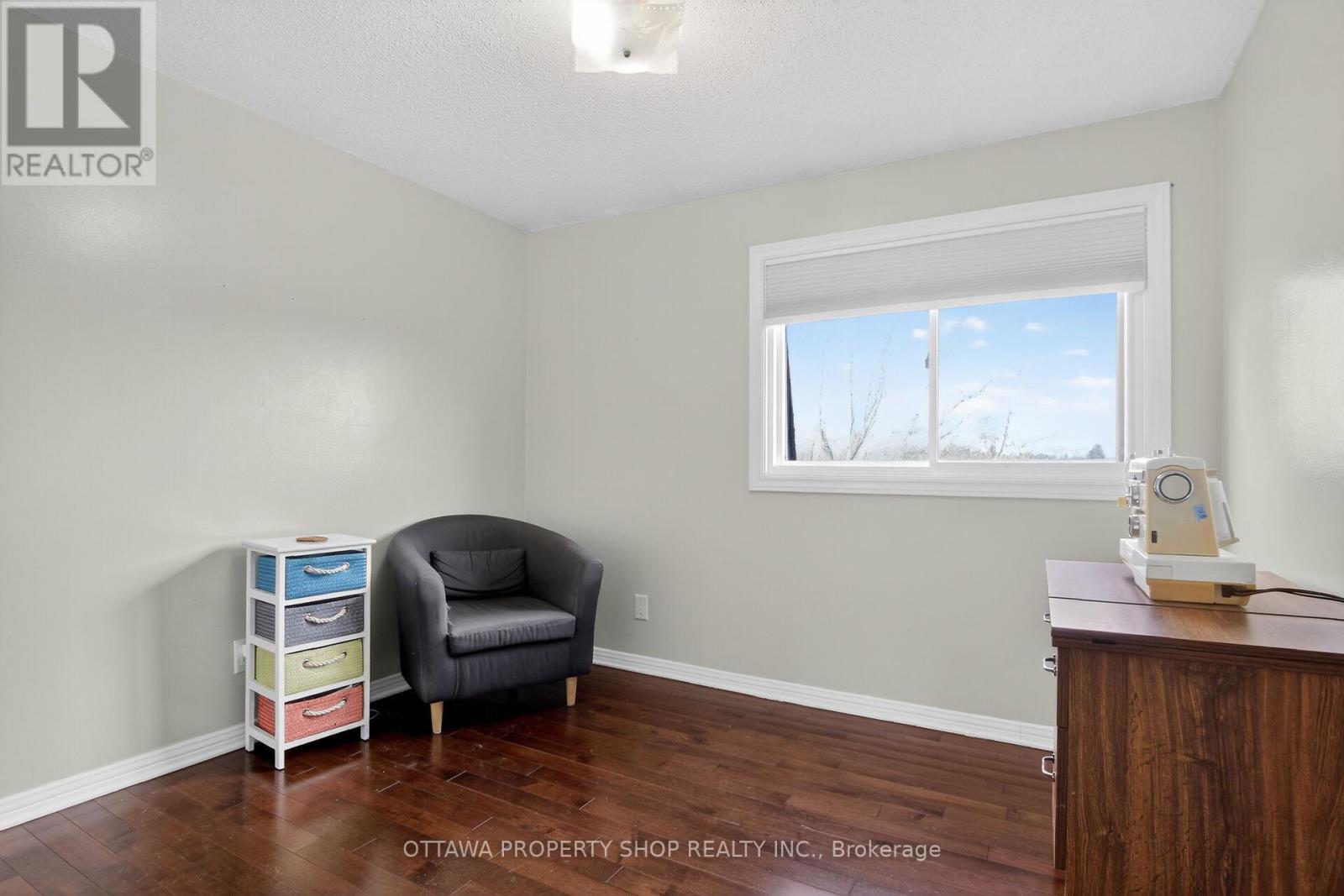 property-image