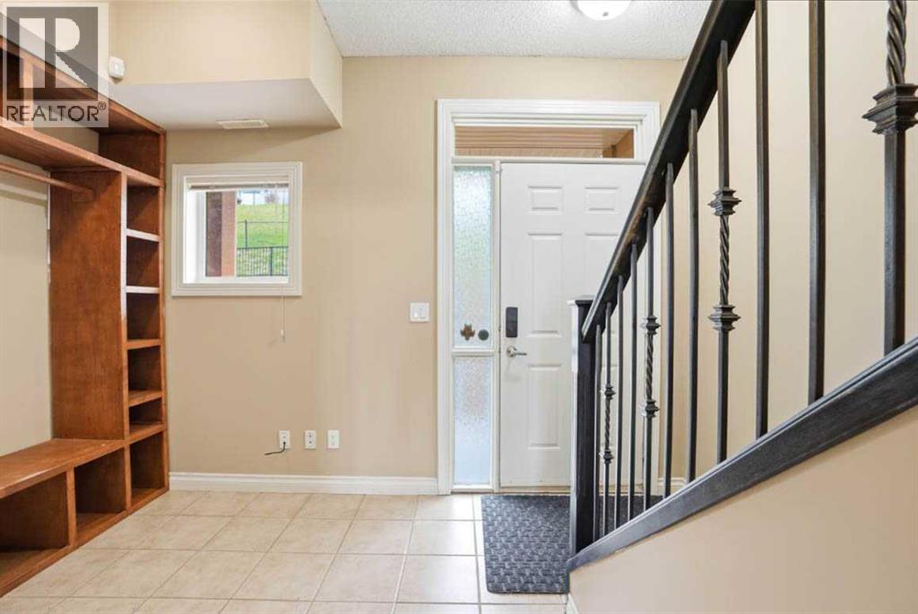 Row / Townhouse for Sale in 11, 148 Rockyledge View NW|Calgary, Alberta t3g5y4 5