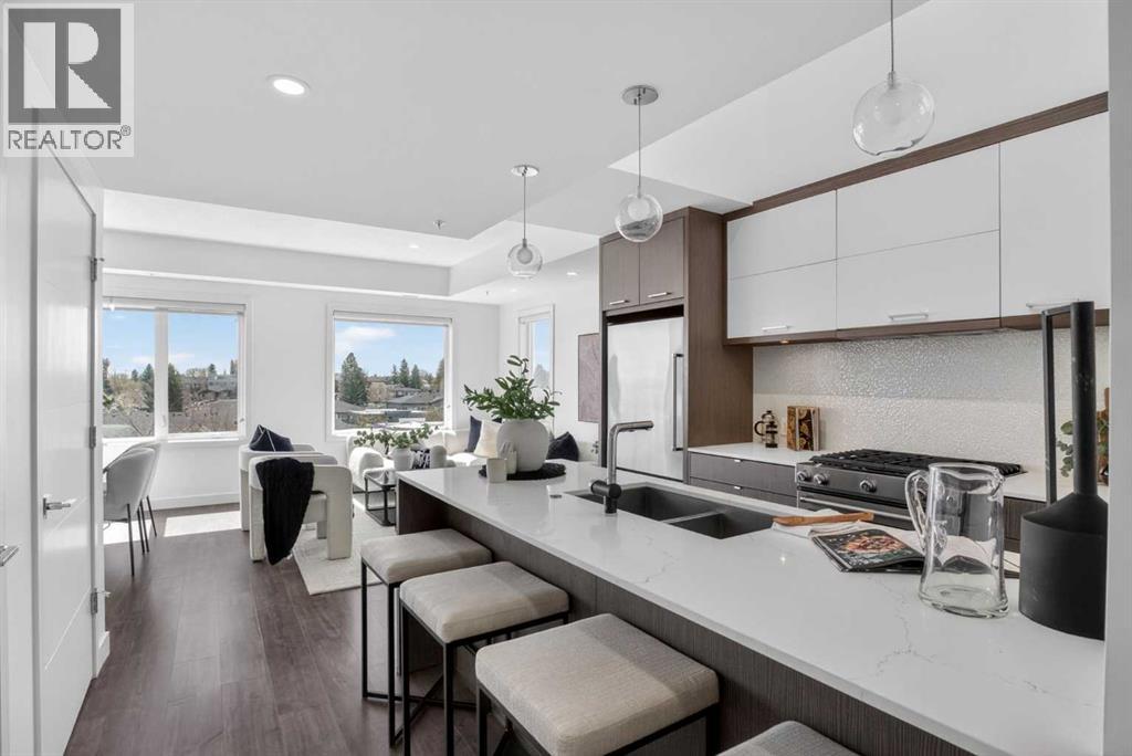 Apartment for Sale in 402, 3450 19 Street SW|Calgary, Alberta T2T6V7 4