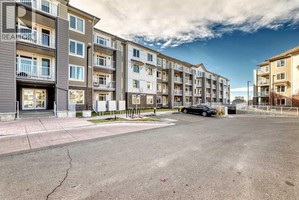 Apartment for Sale in 2425, 6118 80 Avenue NE|Calgary, Alberta T3J0S6 2