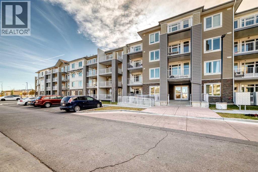 Apartment for Sale in 2425, 6118 80 Avenue NE|Calgary, Alberta T3J0S6 3