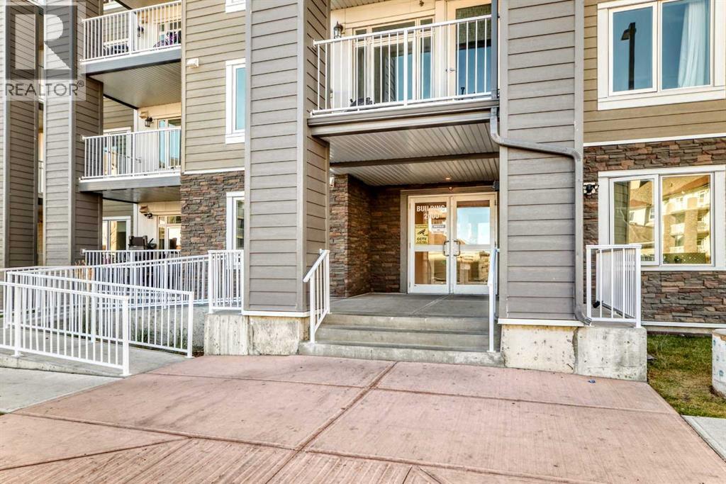 Apartment for Sale in 2425, 6118 80 Avenue NE|Calgary, Alberta T3J0S6 4