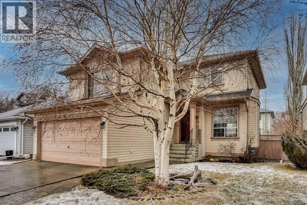 House for Sale in 39 Douglasview Road SE|Calgary, Alberta T2Z2S8 3