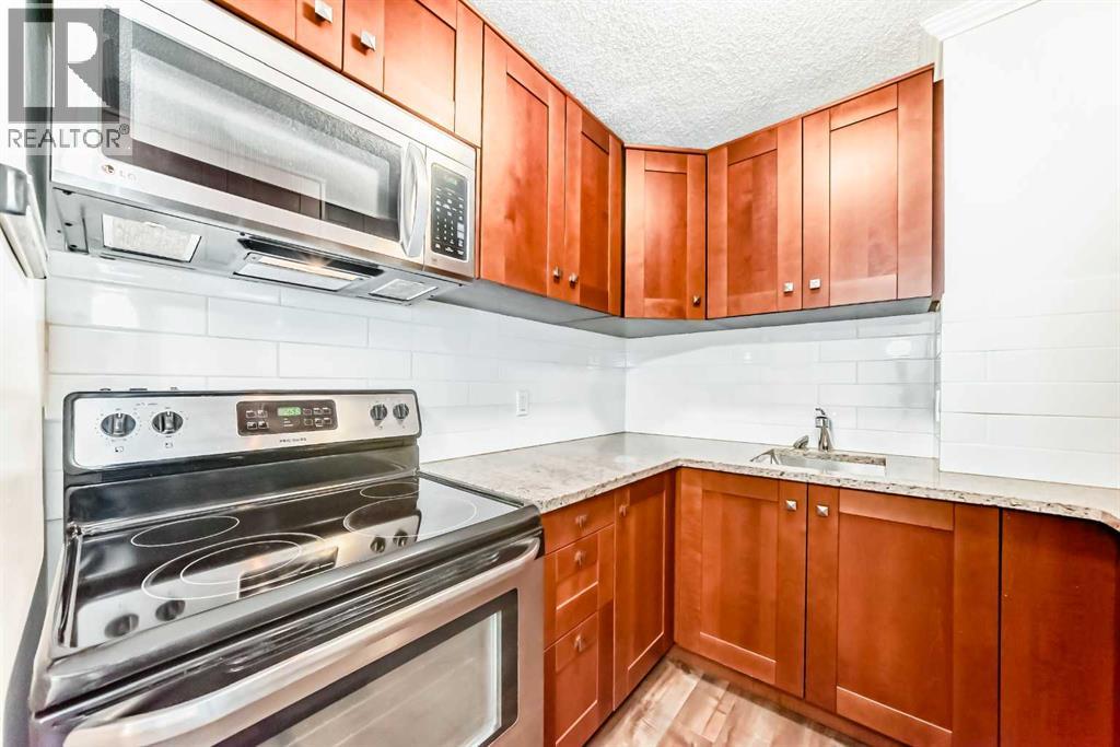 Apartment for Sale in 202, 1720 13 Street SW|Calgary, Alberta T2T3P4 3