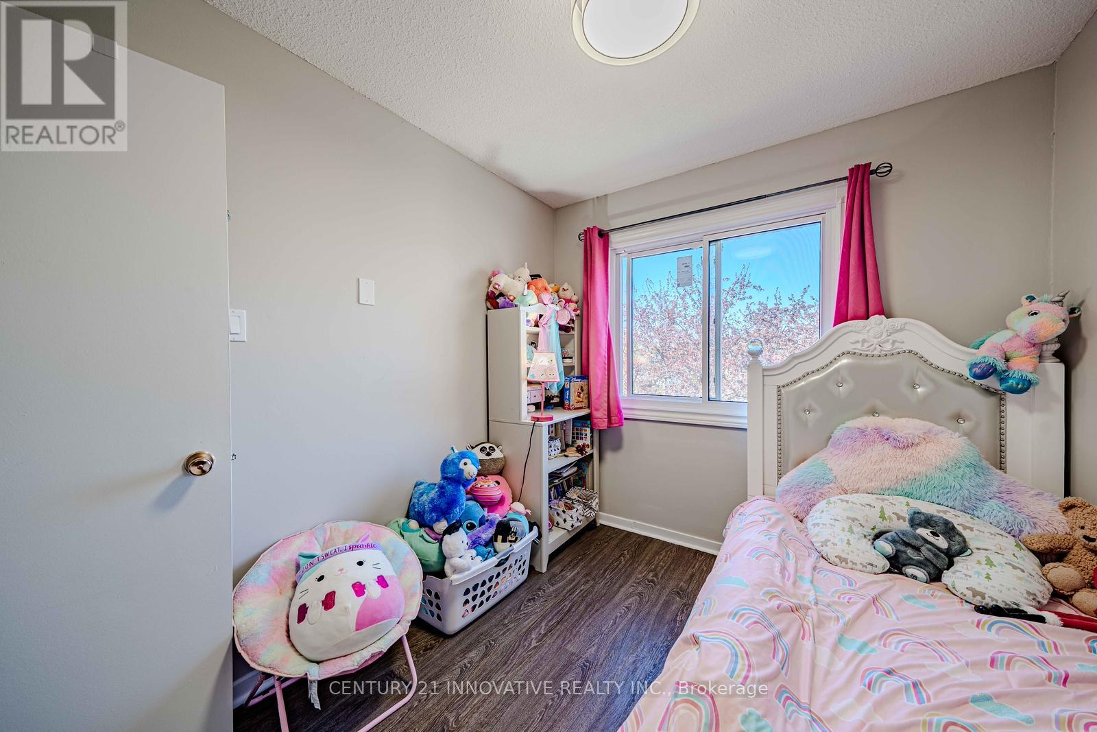 property-image