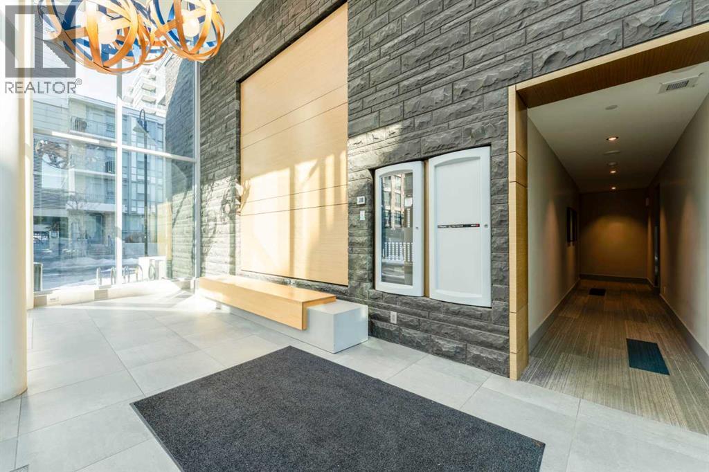 Apartment for Sale in 401, 138 Waterfront Court SW|Calgary, Alberta T2P1L1 5