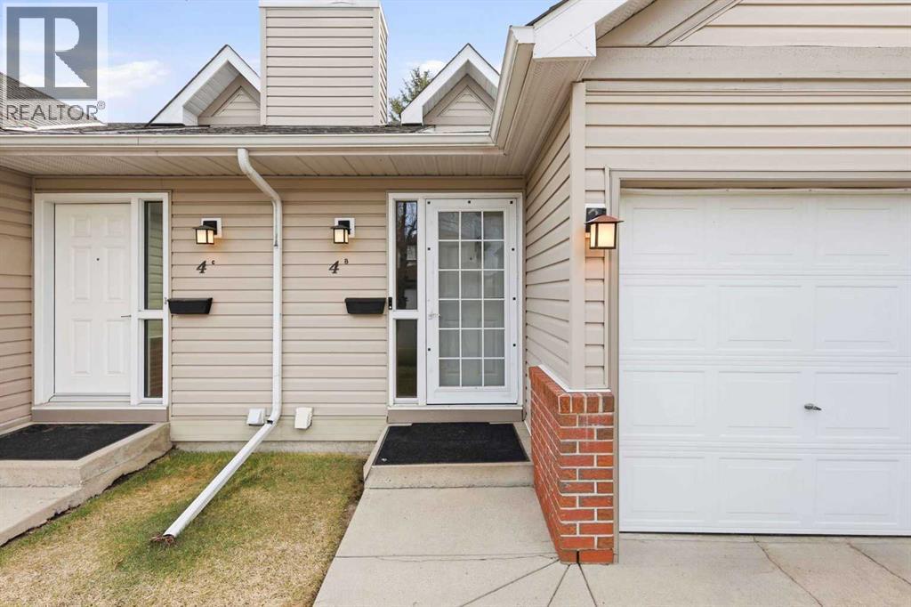 Row / Townhouse for Sale in 4B Millview Way SW|Calgary, Alberta T2Y3E7 4