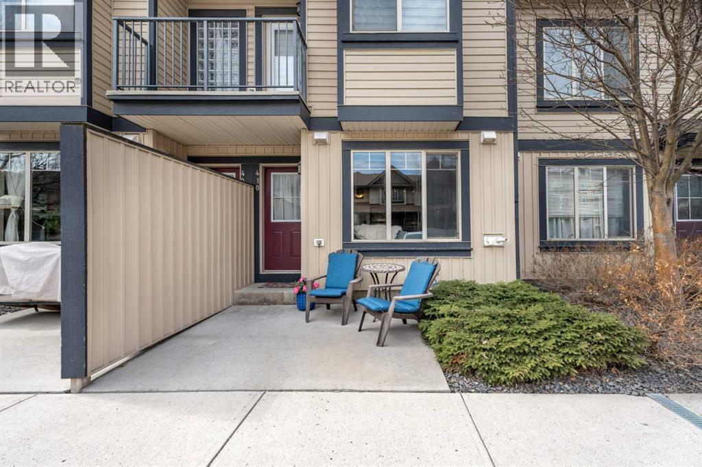 Row / Townhouse for Sale in 410, 121 Copperpond Common SE|Calgary, Alberta T2Z5B6 2