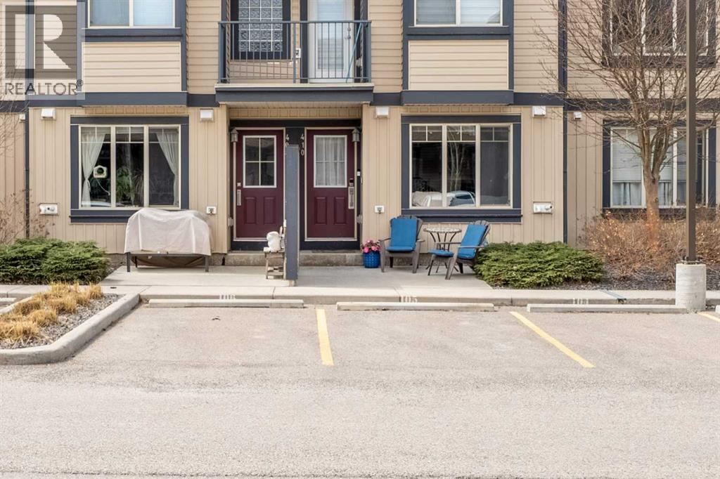 Row / Townhouse for Sale in 410, 121 Copperpond Common SE|Calgary, Alberta T2Z5B6 3