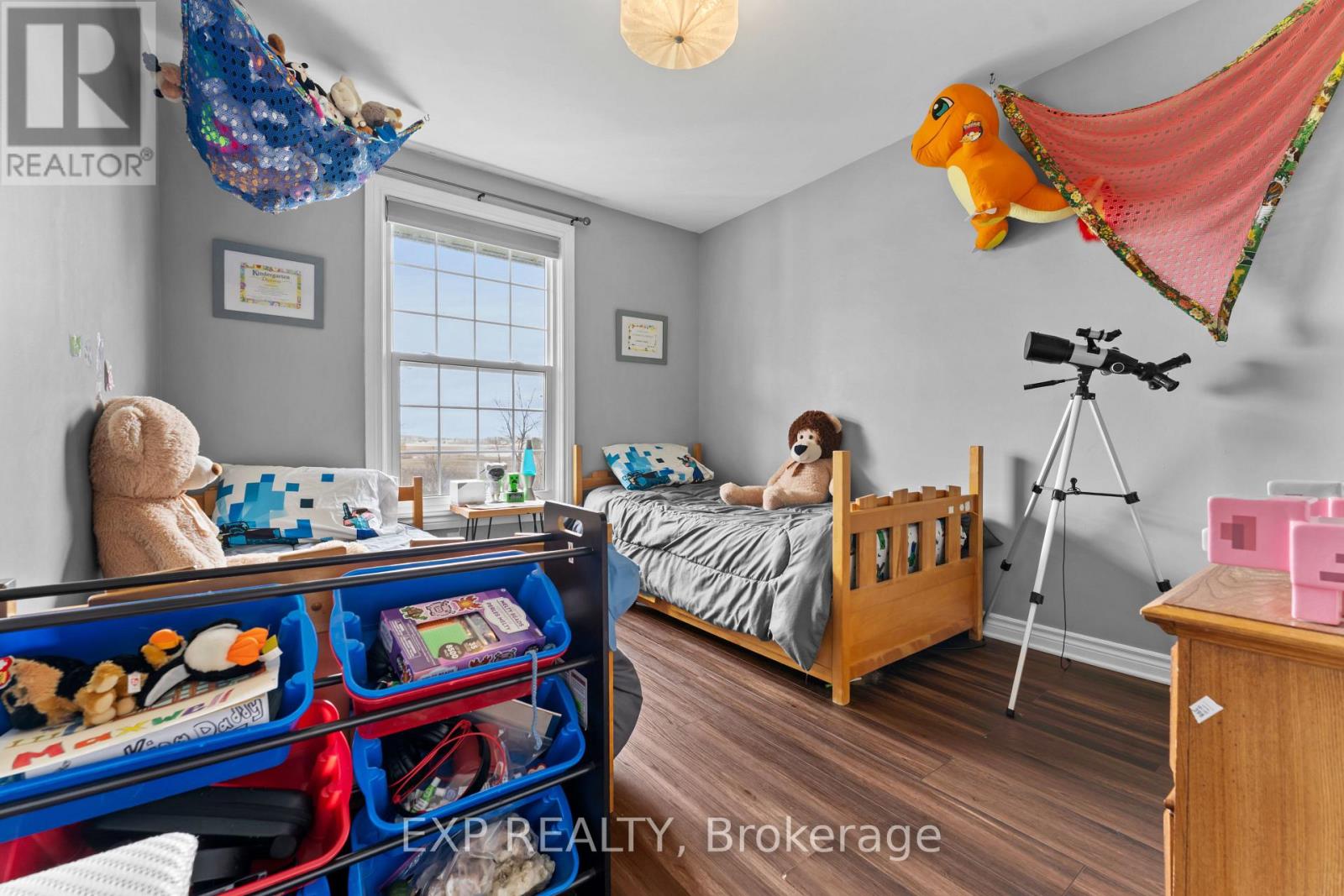 property-image