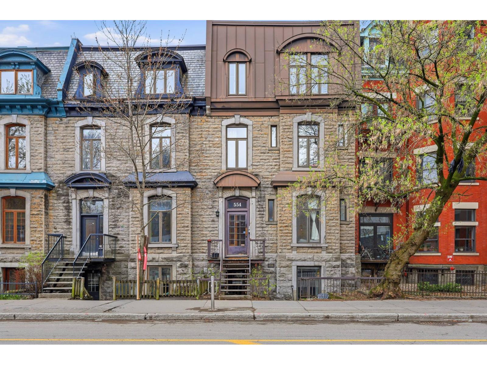 554 Rue Milton