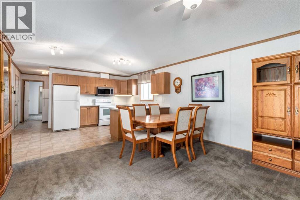 Mobile Home for Sale in 95, 99 Arbour Lake Road NW|Calgary, Alberta T3G4E4 5