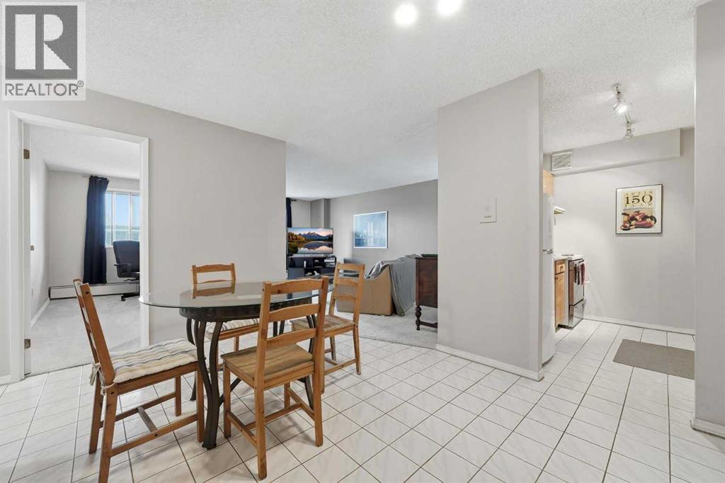 Apartment for Sale in 704, 718 12 Avenue SW|Calgary, Alberta T2R0H7 5