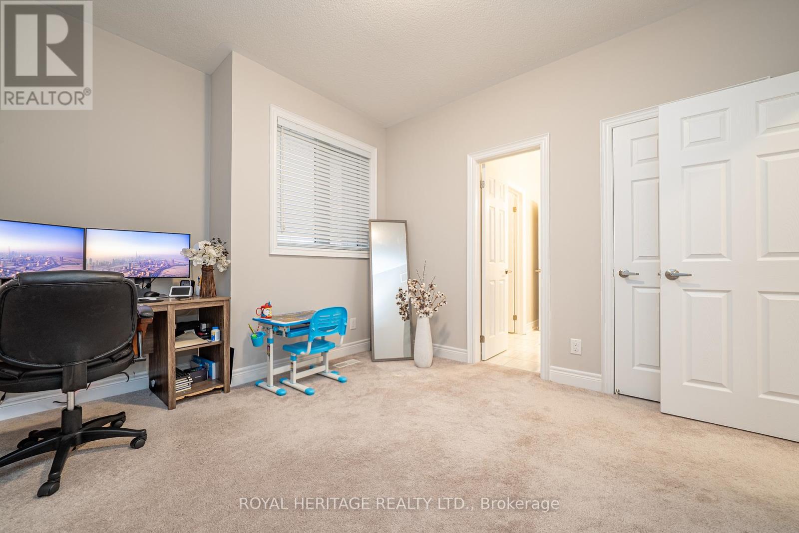 property-image