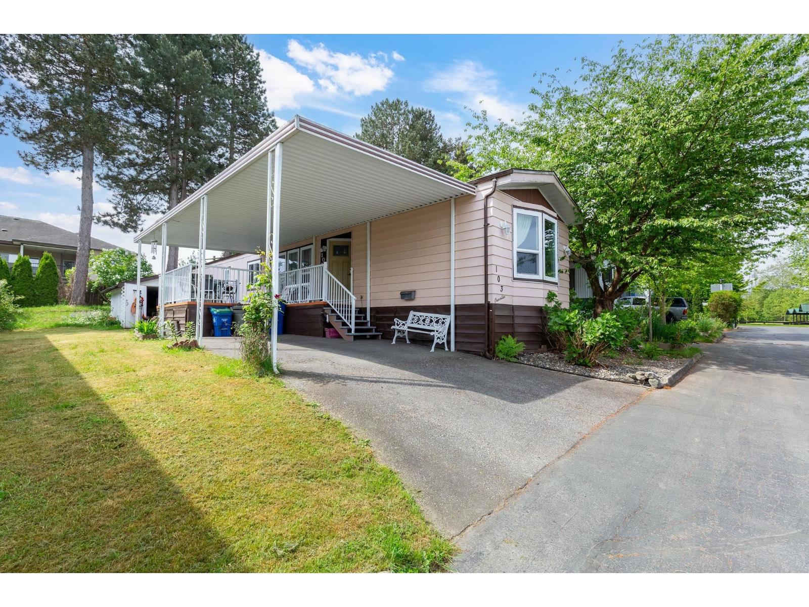 103 8224 134 STREET, Surrey, British Columbia V3W4V1