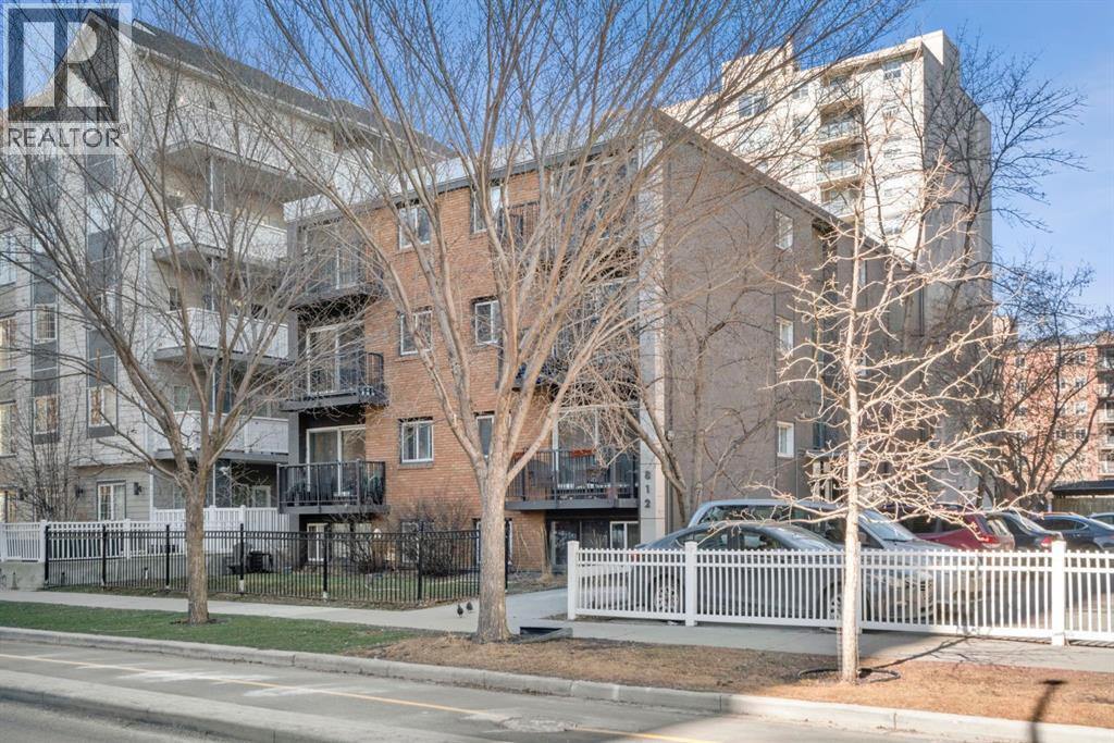 Apartment for Sale in 402, 812 15 Avenue SW|Calgary, Alberta T2R0S1 4