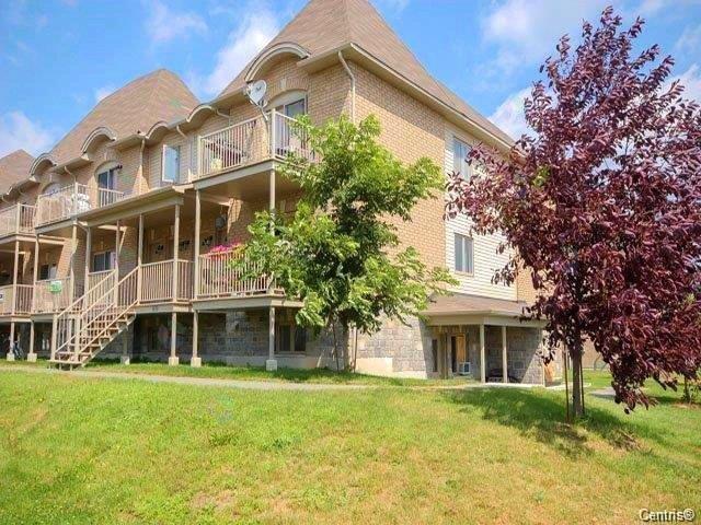 876 Boul. du Plateau, #2, Gatineau (Aylmer), Quebec J9J0C7