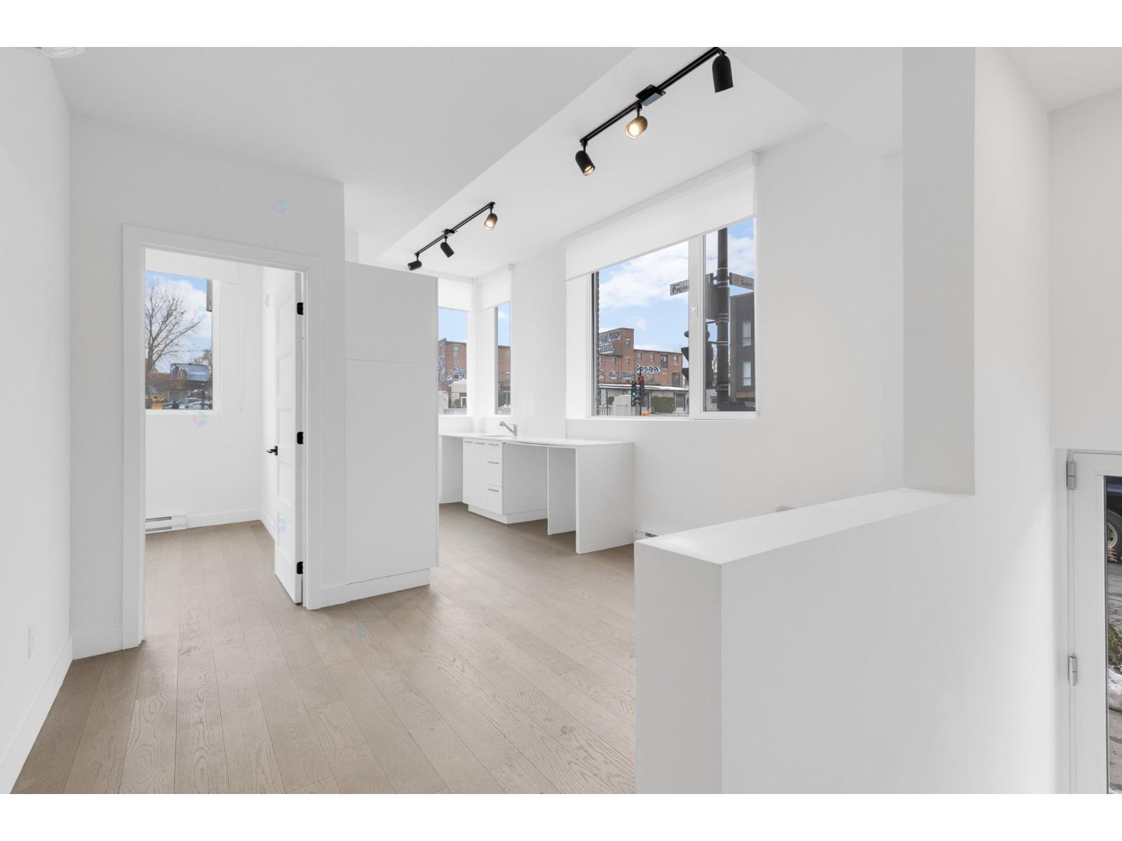 5420 Av. Papineau, #101, Montréal (Le Plateau-Mont-Royal), Quebec H2H1W2