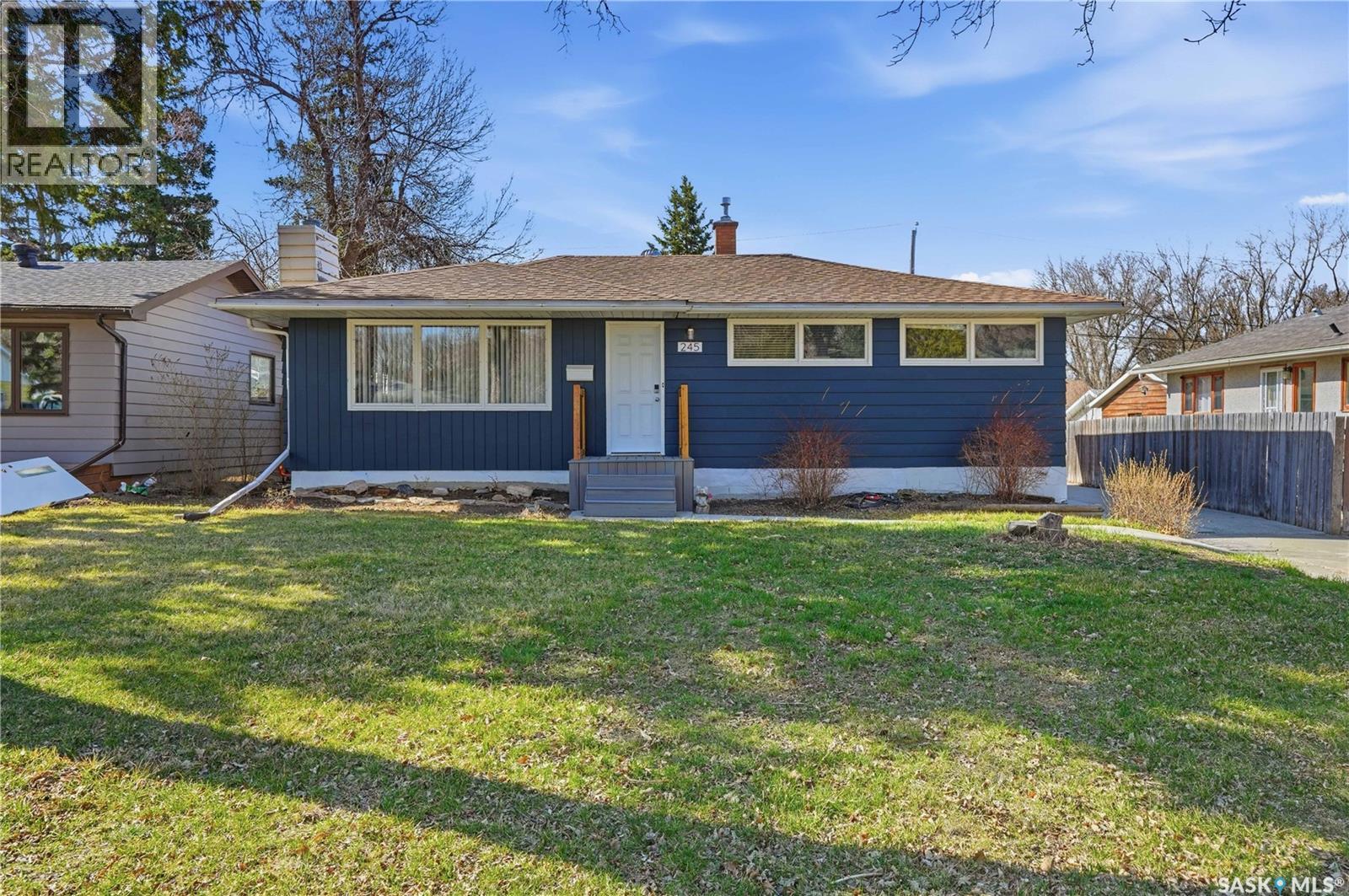 245 Orchard CRESCENT
