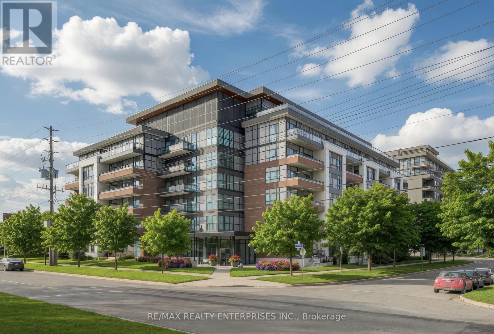 For sale: 401 - 1 NEIGHBOURHOOD LANE, Toronto (Stonegate-Queensway