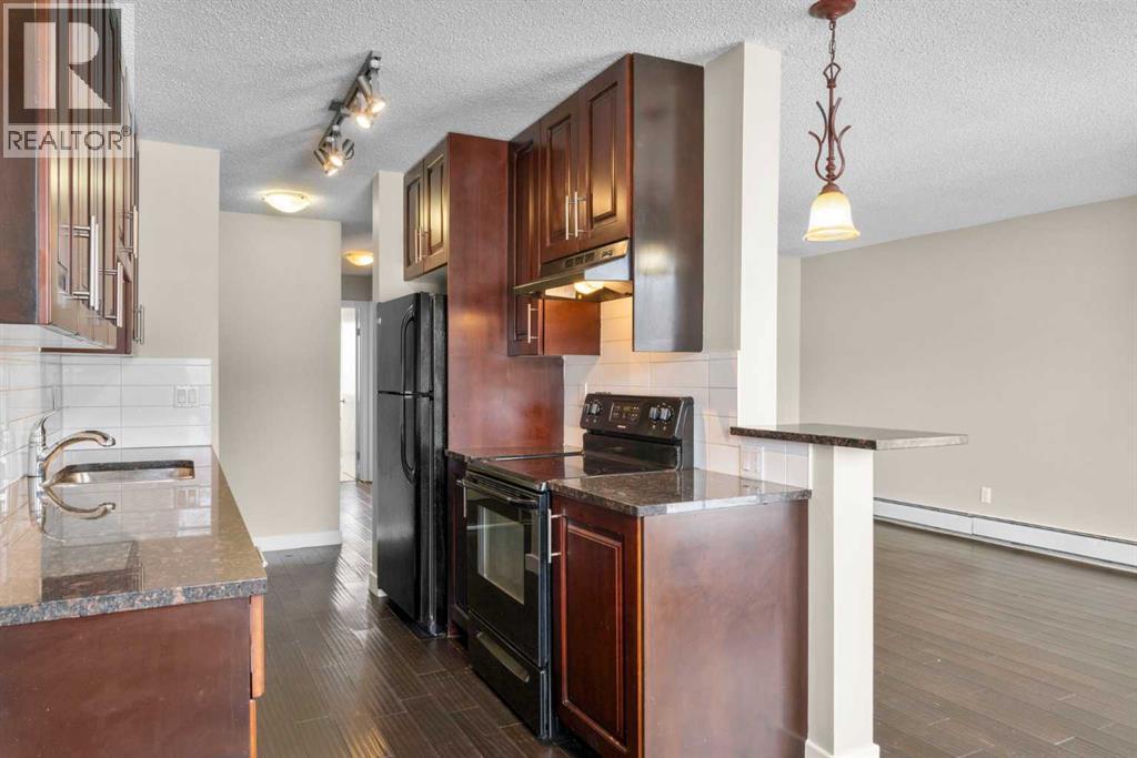 Apartment for Sale in 301, 4455A Greenview Drive NE|Calgary, Alberta T2E6M1 5