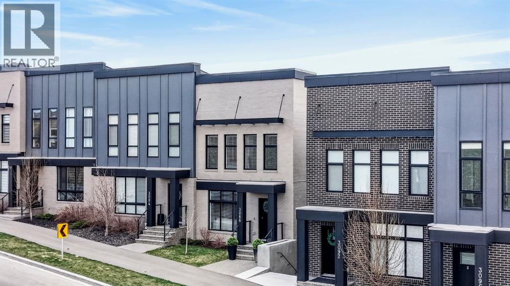 Row / Townhouse for Sale in 3088 85 Street SW|Calgary, Alberta T3H4C4