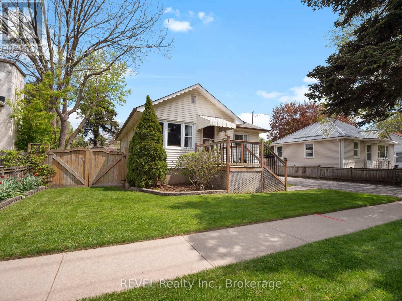property-image