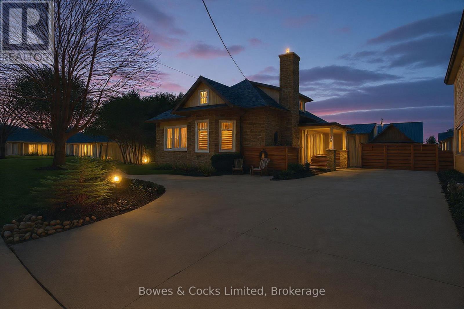 property-image