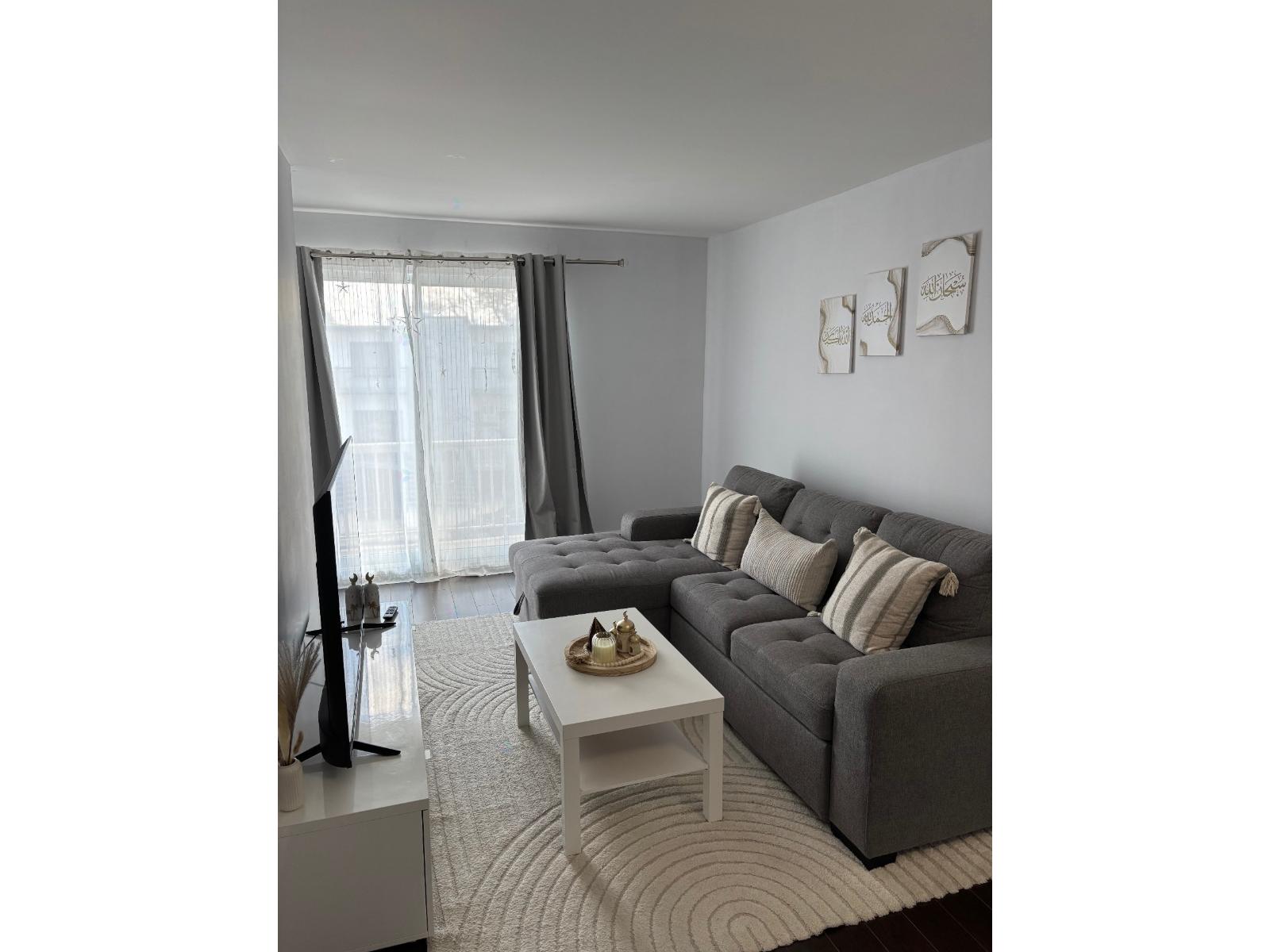 6572 Rue Jean-Tavernier