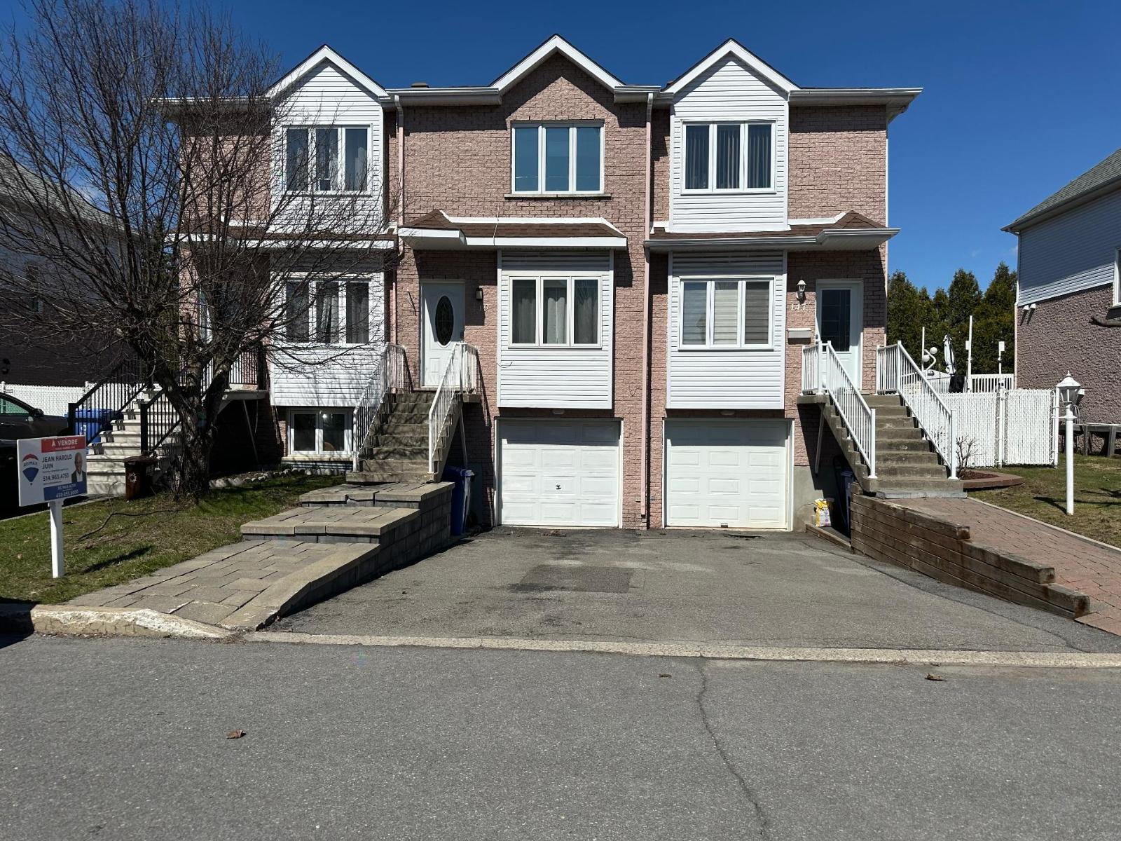 149Z Rue Moquin, Longueuil (Le Vieux-Longueuil), Quebec J4L4V8
