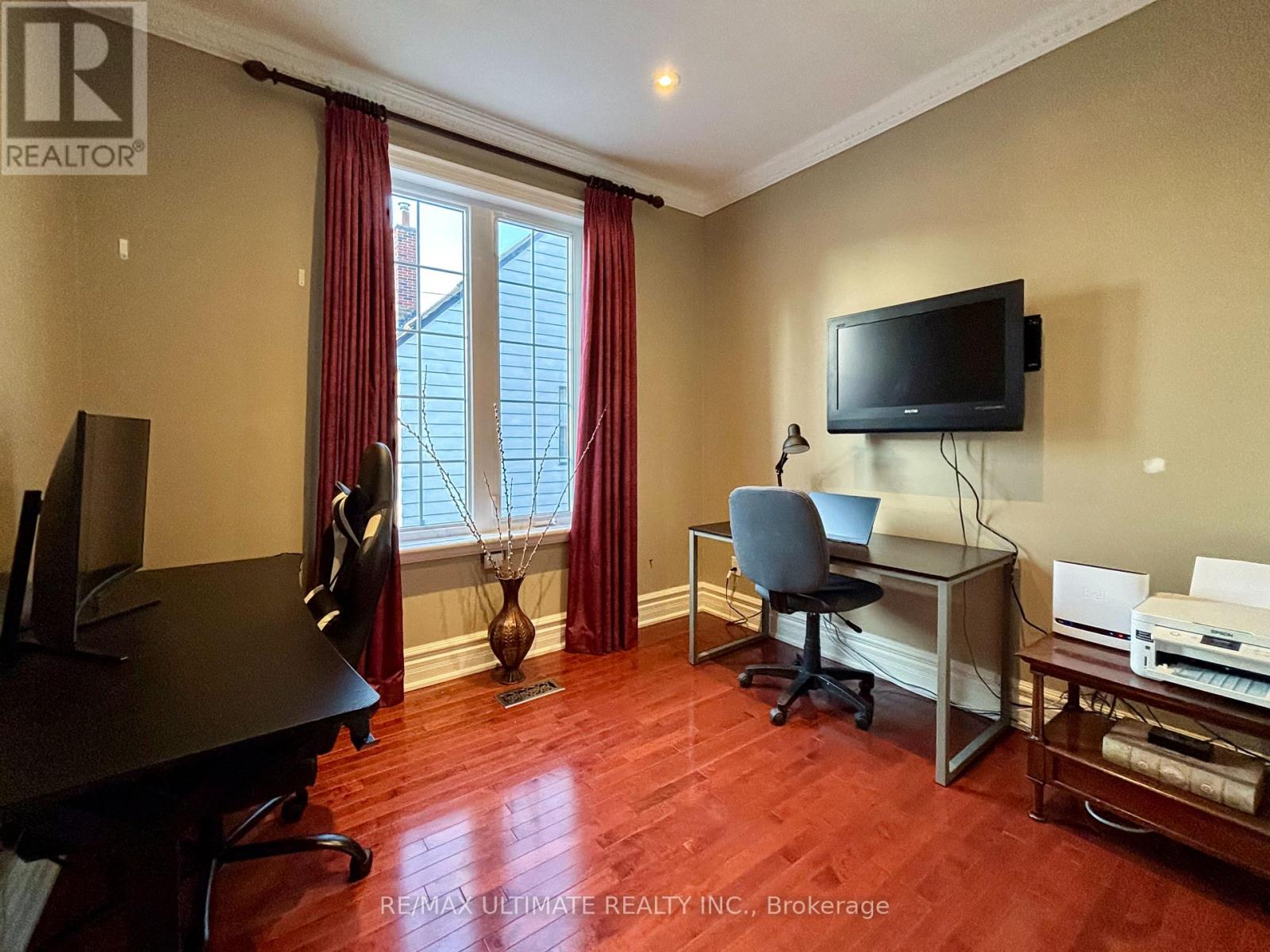 property-image