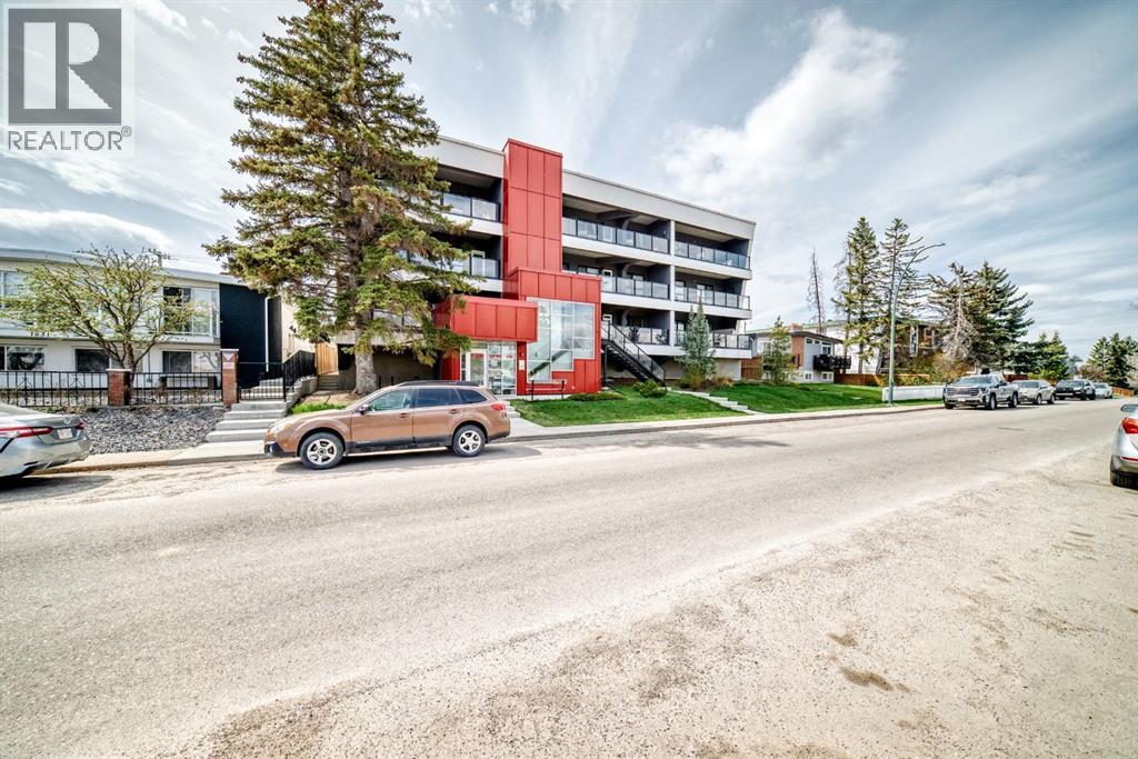 Apartment for Sale in 201, 1629 38 Street SW|Calgary, Alberta T3C1T8 3