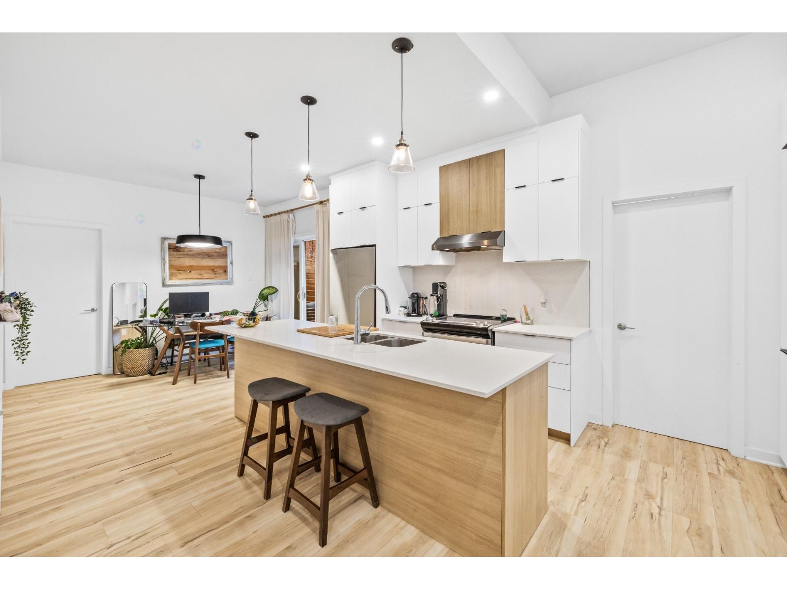 597 Rue de Ville-Marie