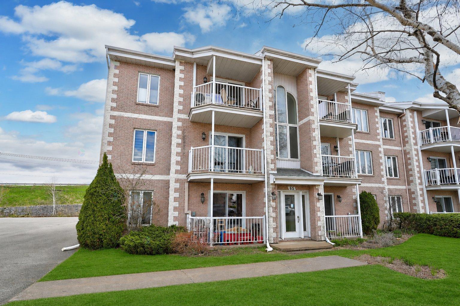 65 Av. Aubin, #202, Notre-Dame-des-Prairies, Quebec J6E8N3