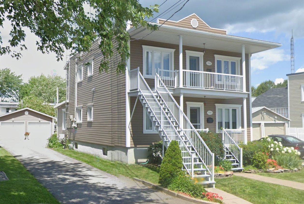 330-332 Av. St-Jacques, Louiseville, Quebec J5V1C6