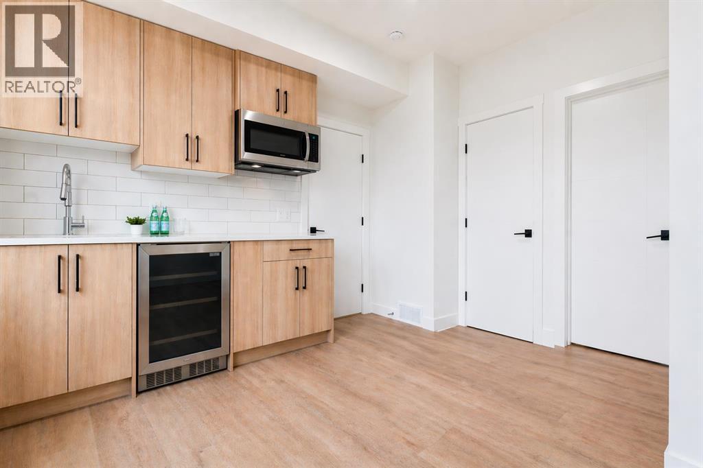 Row / Townhouse for Sale in 4909 88 Avenue NE|Calgary, Alberta T3J5N8 3