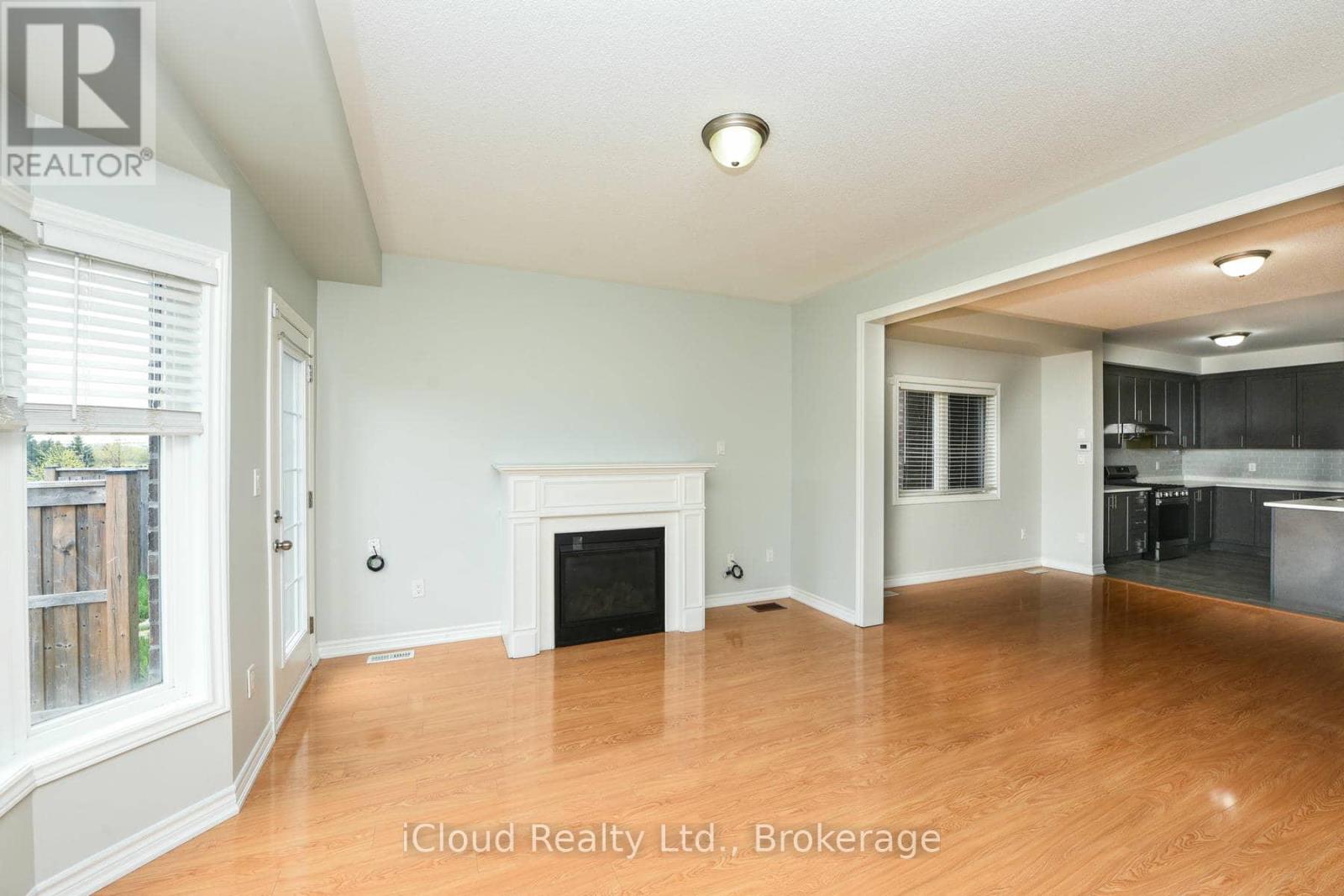 Row / Townhouse for Sale in 74 GAMMON CRESCENT|Brampton (Bram West), Ontario L6Y6B7 5
