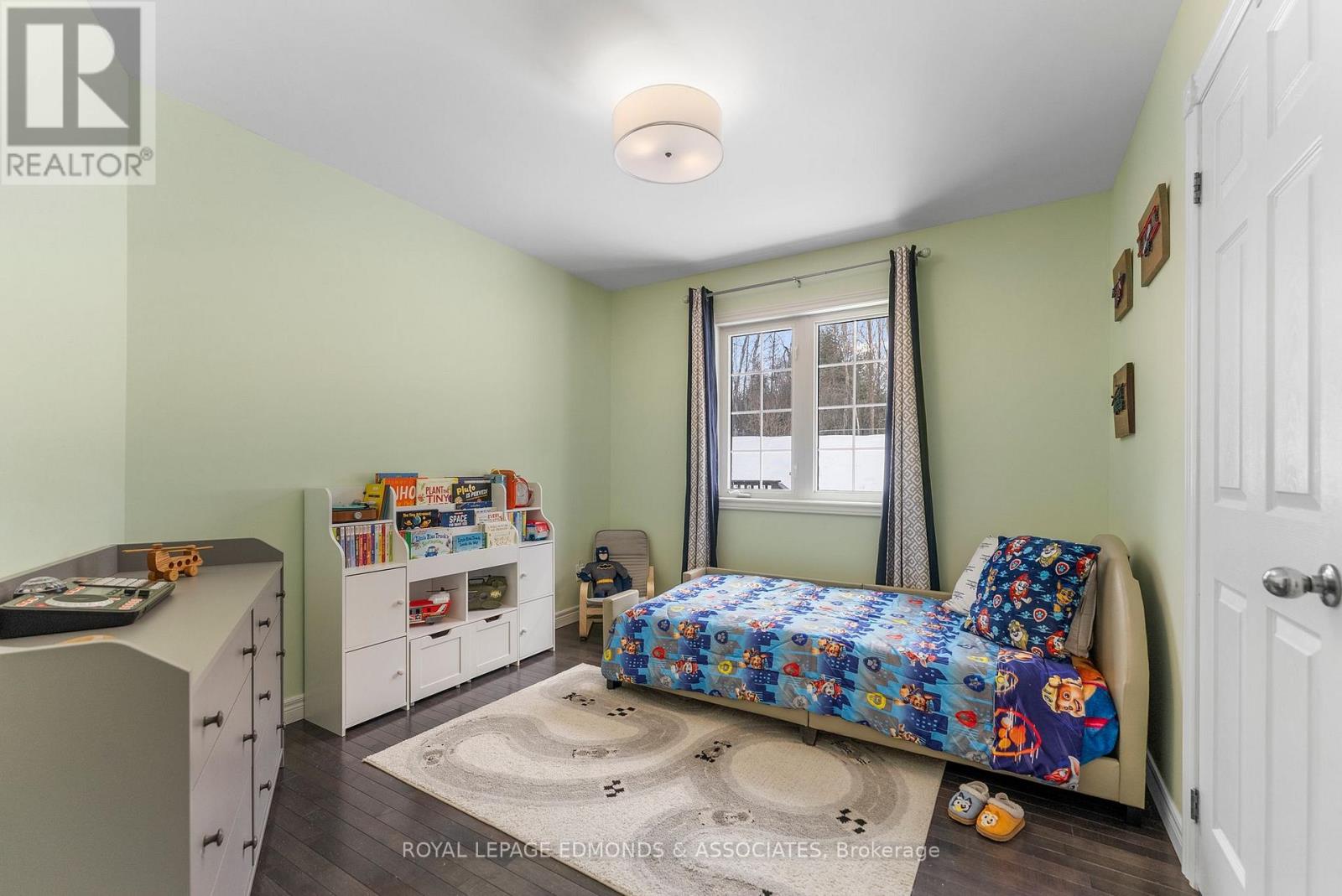 property-image