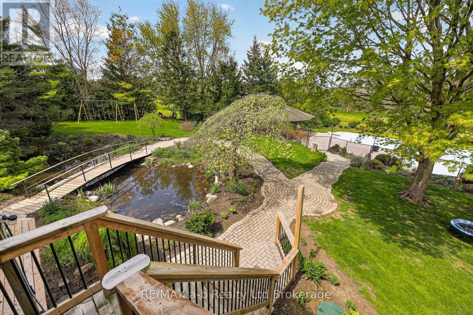 property-image