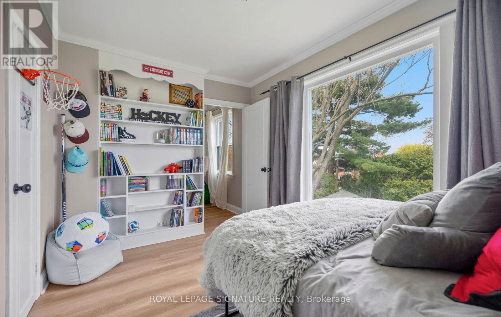 property-image