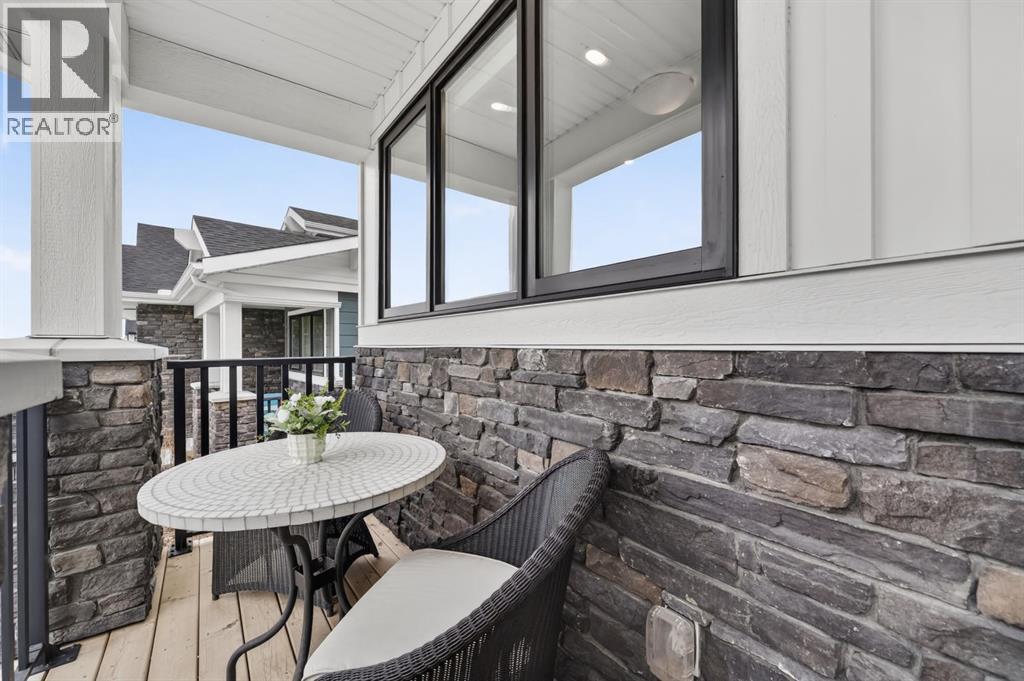Row / Townhouse for Sale in 46 Crestridge Bay SW|Calgary, Alberta T3B6H2 5