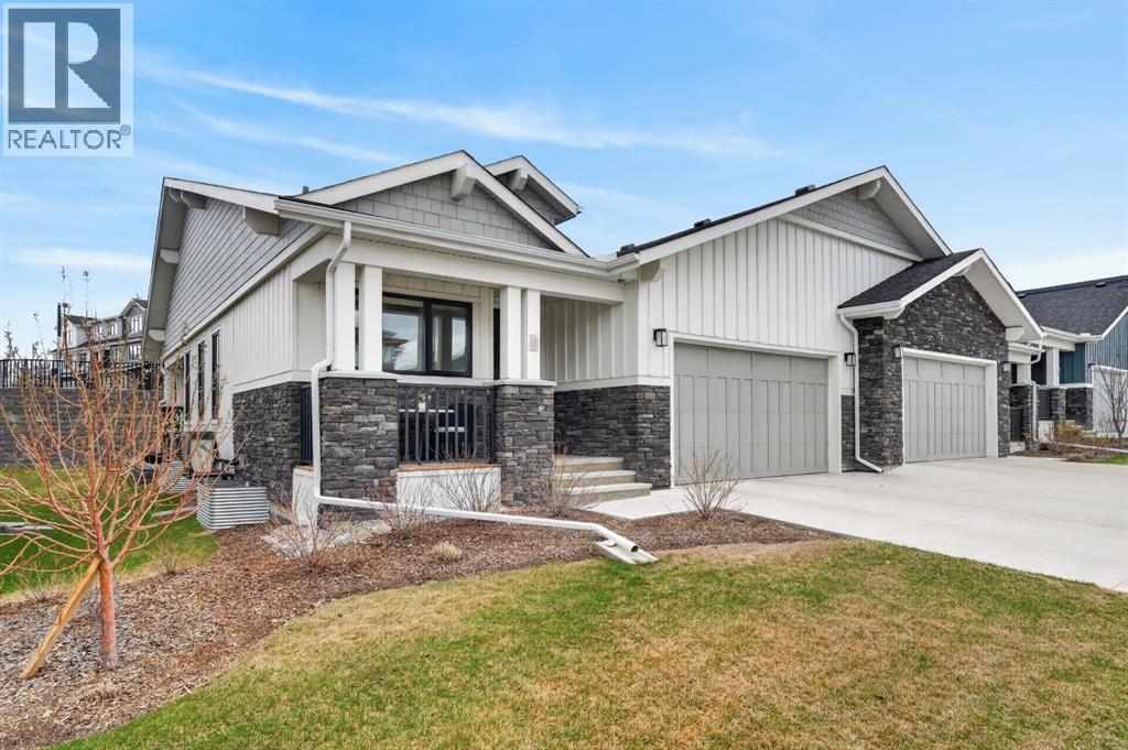 Row / Townhouse for Sale in 46 Crestridge Bay SW|Calgary, Alberta T3B6H2 4
