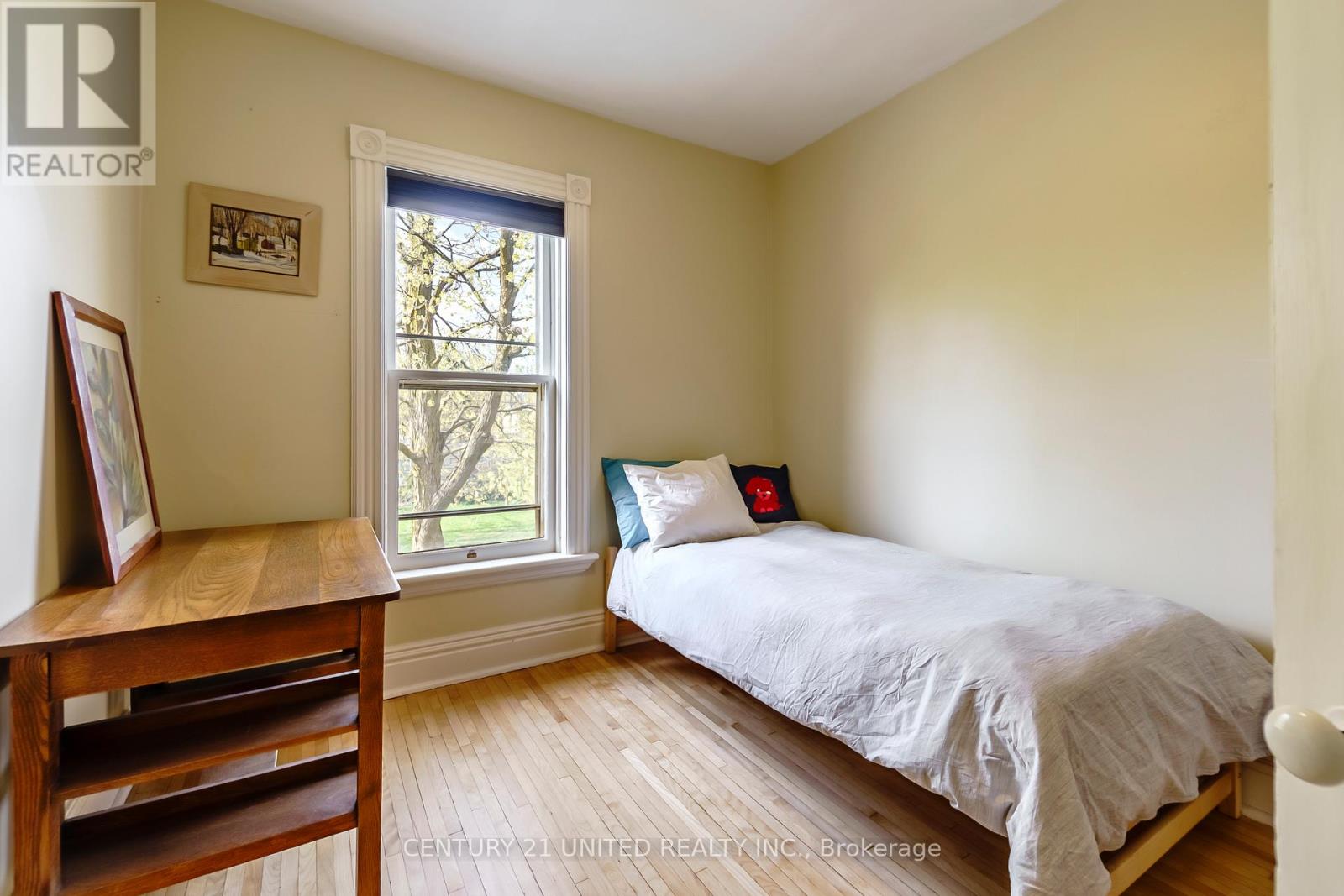 property-image