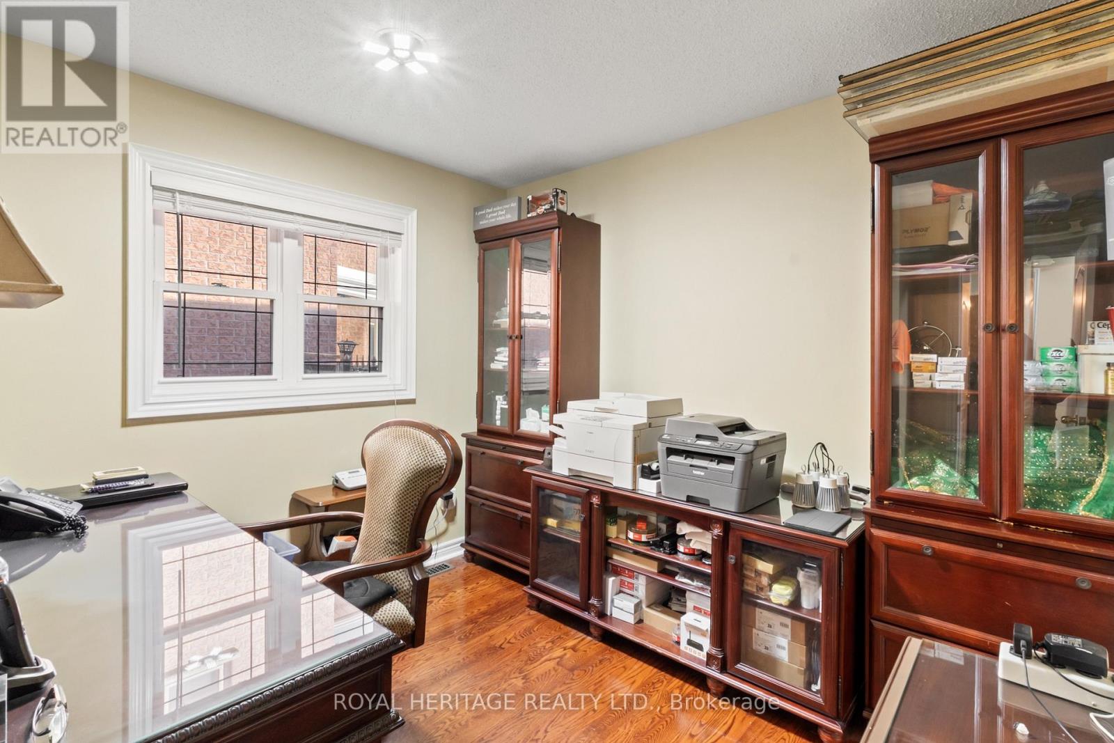 property-image