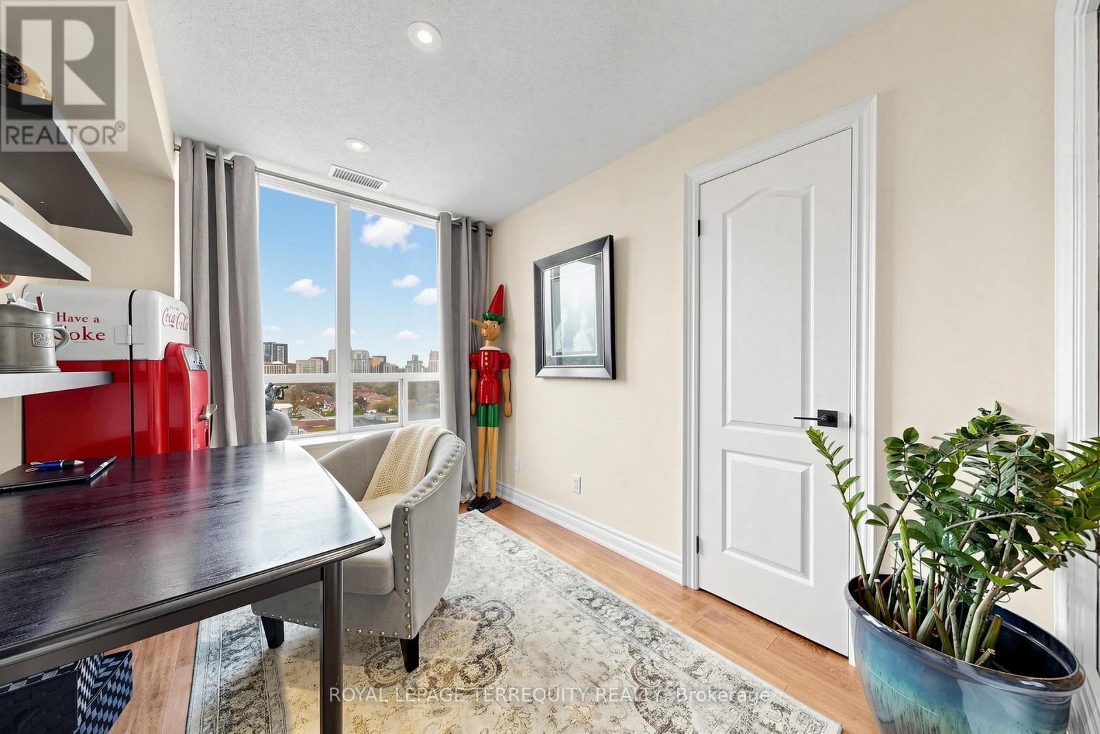 property-image