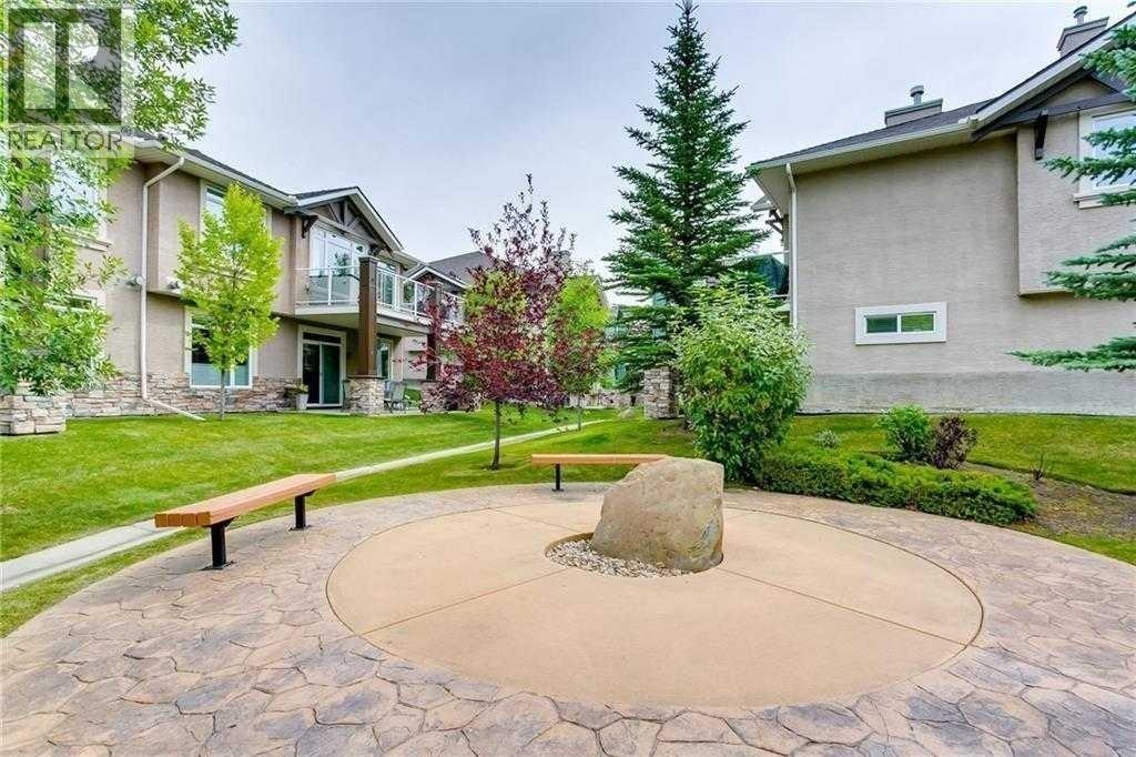 Duplex for Sale in 56 Discovery Woods Villas SW|Calgary, Alberta T3H5A7 3