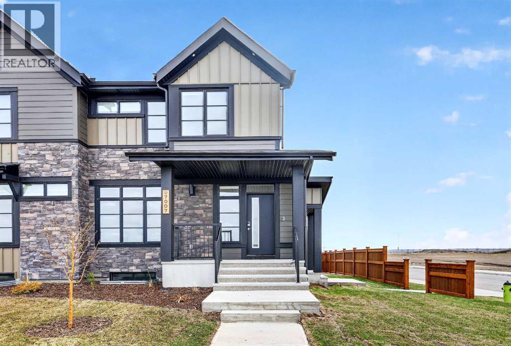 Duplex for Sale in 7007 Rangeview Avenue SE|Calgary, Alberta T3S0P9 2